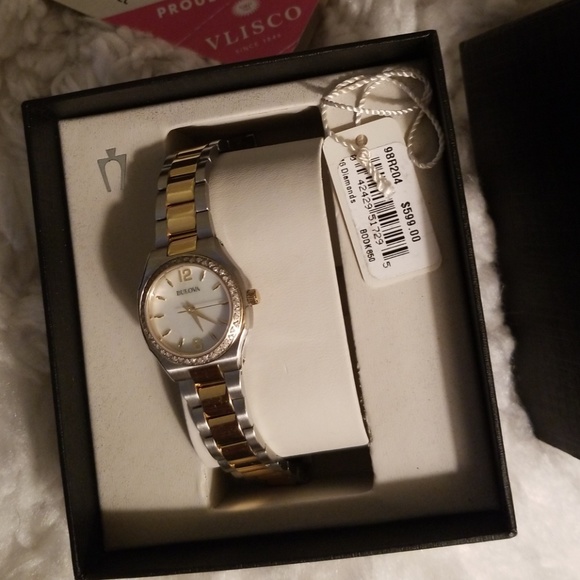 Wrist watch with diamonds